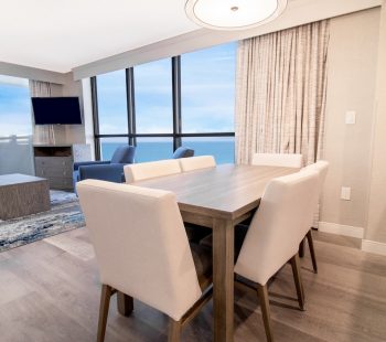 Breakers Paradise Oceanfront Deluxe 2 Bedroom Condo Dining Room